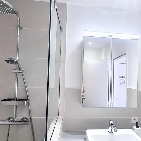 Apartment Azur Neuf- Climatise - Centre Cogolin